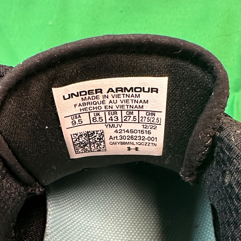 Under Armor Women’s Black and Yellow Athletic Shoes - Picture 3 of 5